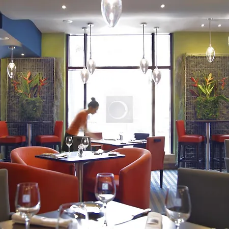 Novotel Montreal Center-3