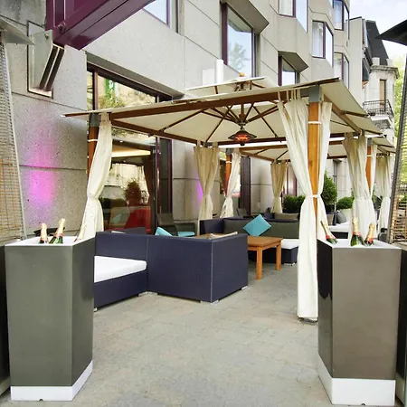 Novotel Montreal Center-2