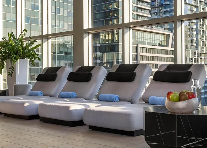 Hotel Warwick Le Crystal - Montréal
